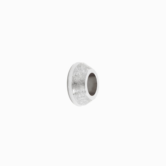 OFF-KILTER Outrageous Distressed Rondelle Pendant – Silver