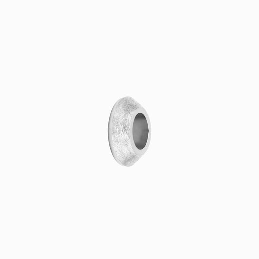 OFF-KILTER Audacious Distressed Rondelle Pendant – Silver