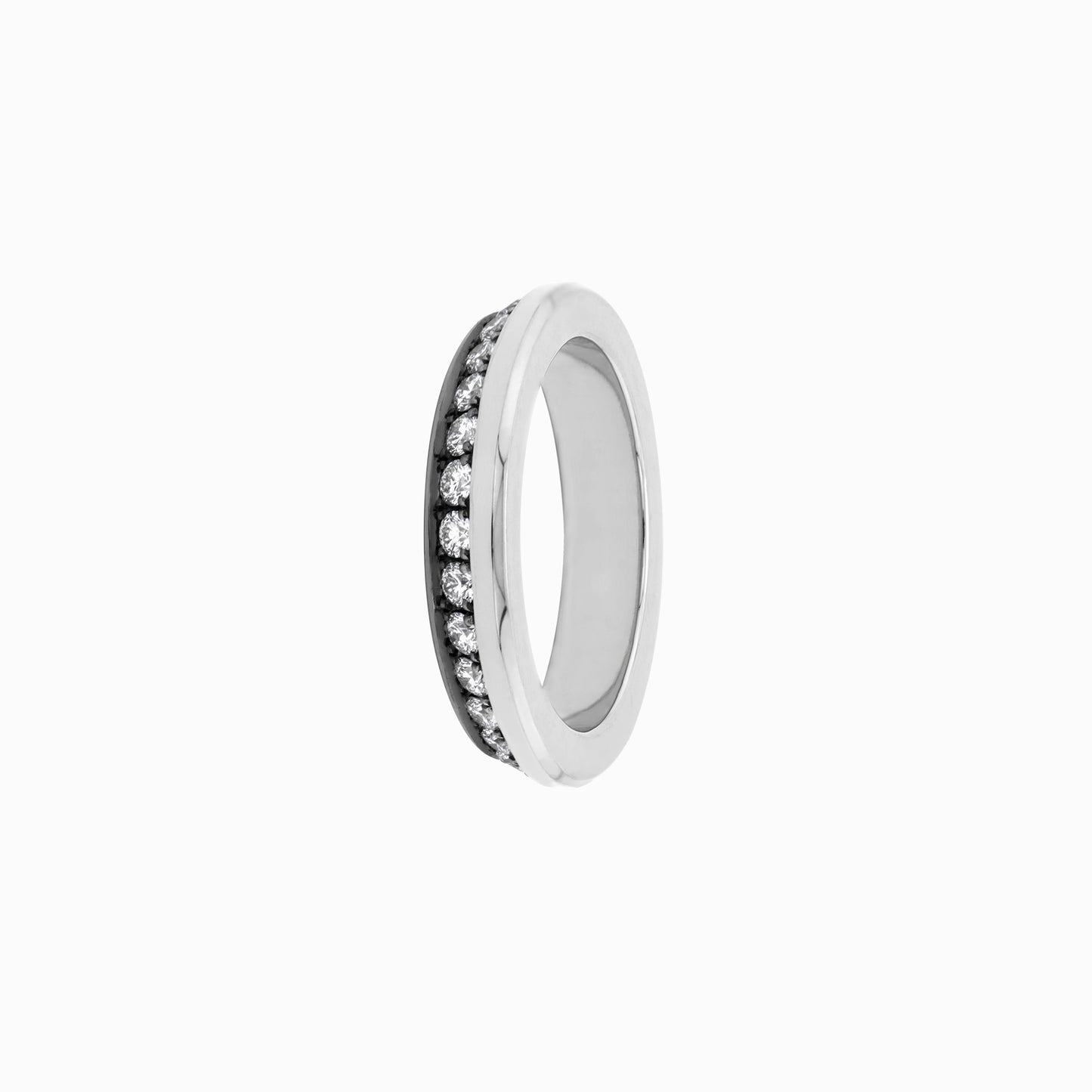 OFF-KILTER Outrageous Diamond Stacking Ring – Dark Mode