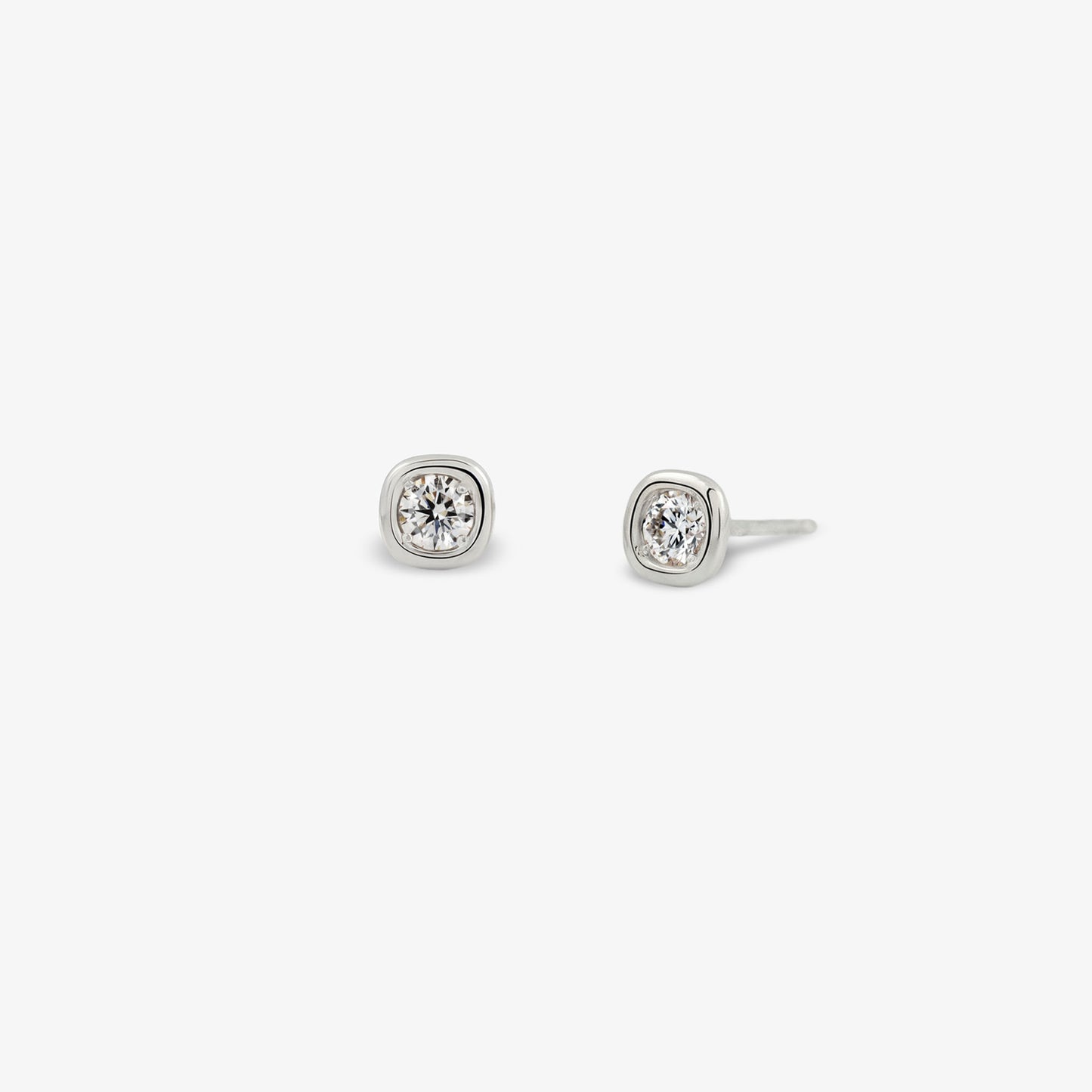 REVIVAL Canadian Diamond Stud Earrings – 0.20ctw
