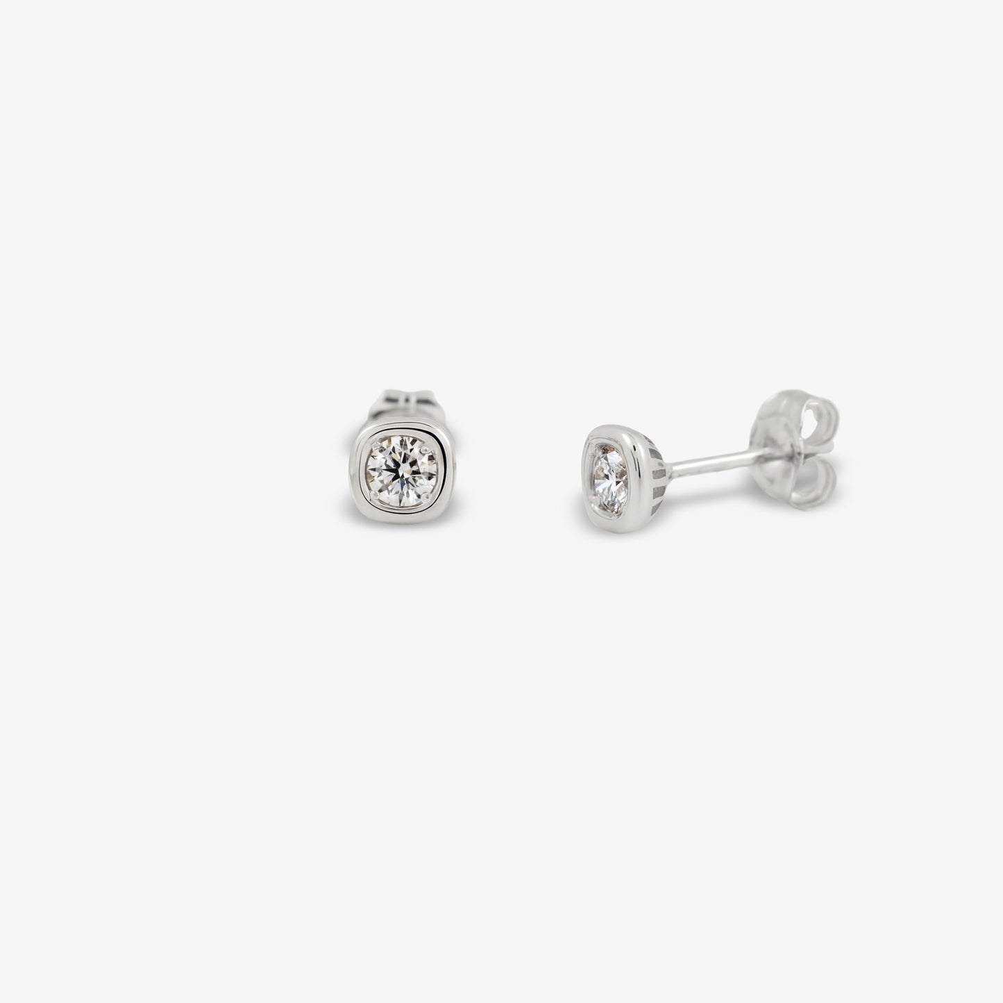REVIVAL Canadian Diamond Stud Earrings – 0.20ctw