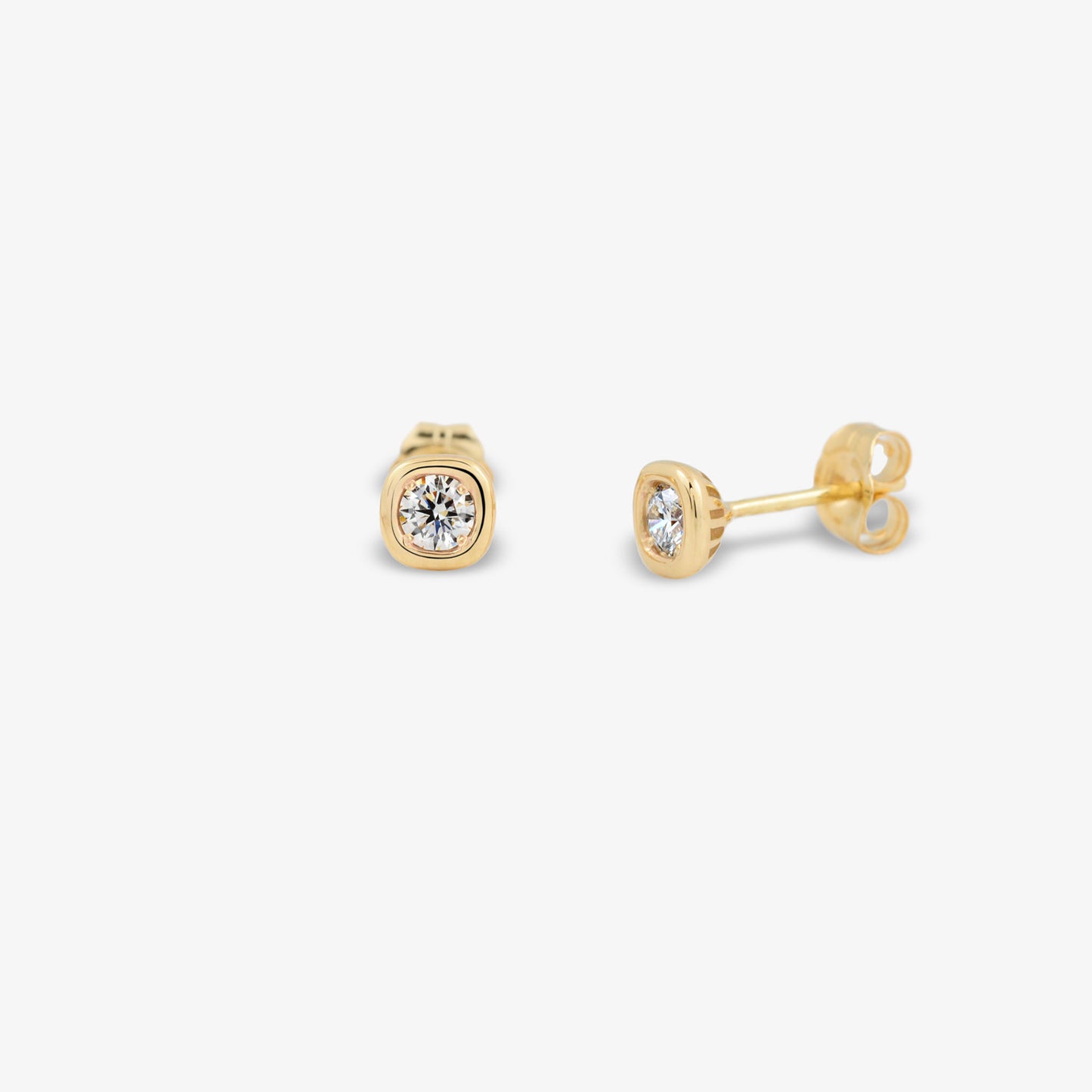REVIVAL Canadian Diamond Stud Earrings – 0.20ctw